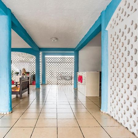 Oyo Hotel Jaguar Cancún Exteriör bild
