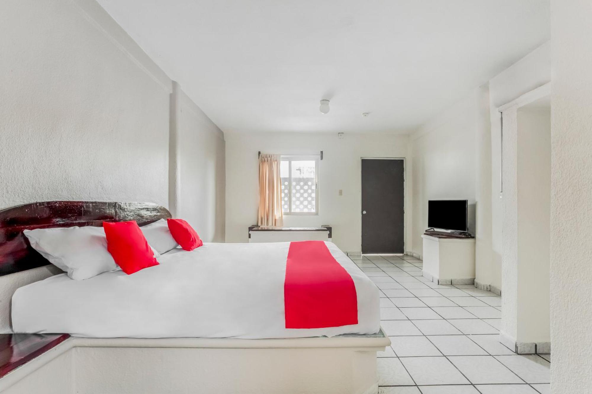 Oyo Hotel Jaguar Cancún Exteriör bild